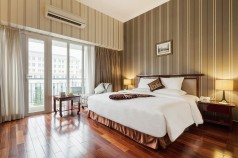 Deluxe - King Bed