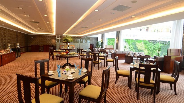 Executive-Lounge1024x679