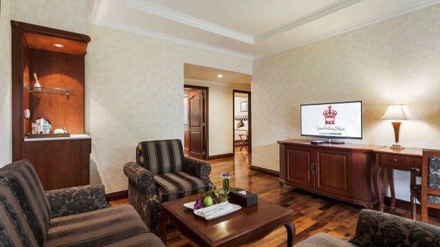 Family-Gov-Suite---289-(5)