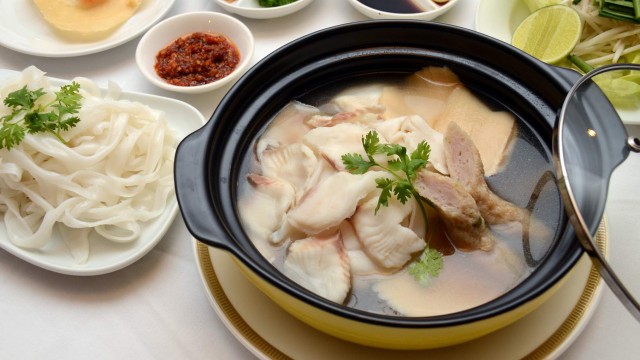 Hu Tiu suong ca loc kieu Rex (17)